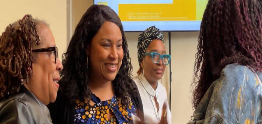 Read more about the article Women Entrepreneurs Engage in Insightful Experience Exchange in Harlem