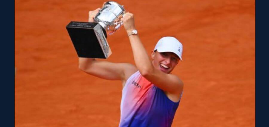 Read more about the article Swiatek Defeats Jasmine Paolini to Clinch French Open Final